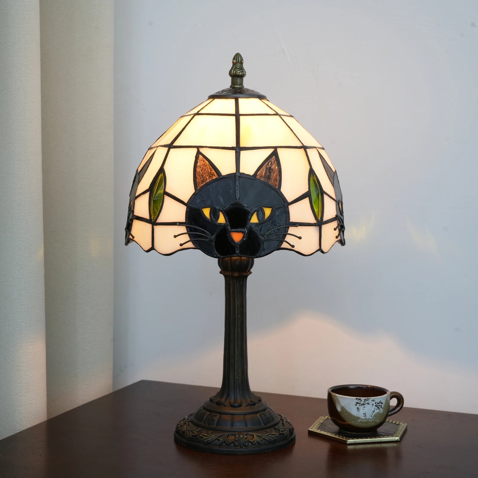 Black Cat Table Lamp - TarotCats Co.