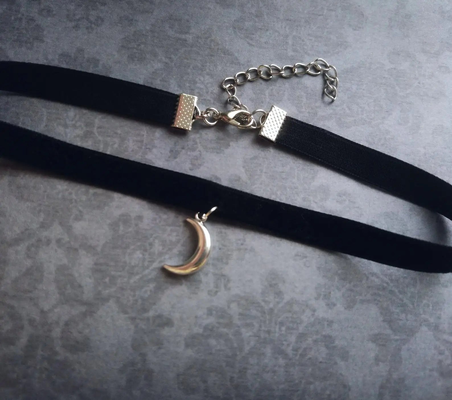 Triple Moon Choker Necklace - TarotCats Co.