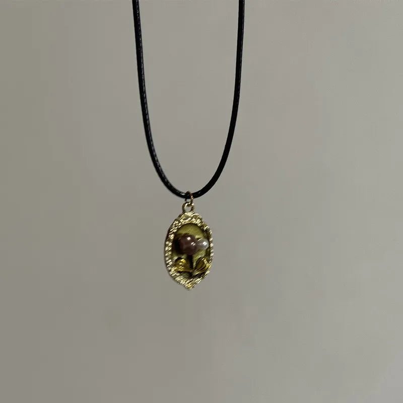 Vintage Drip - TarotCats Co.